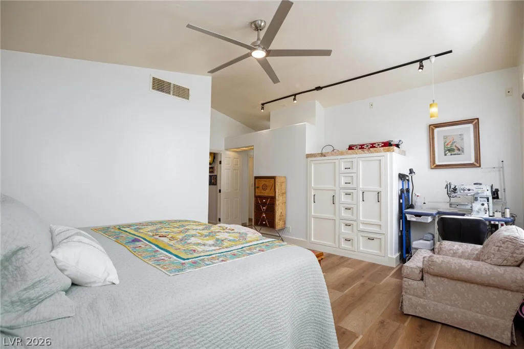 2912 Moonlight Bay, Las Vegas, NV 89128