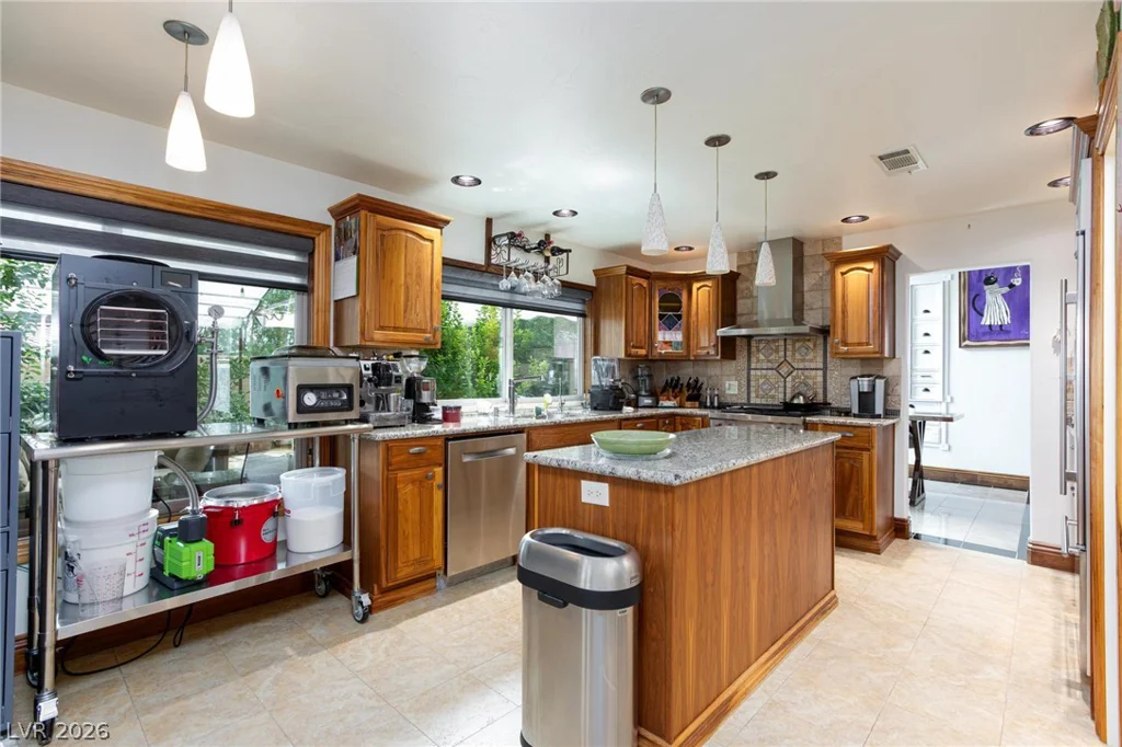 2912 Moonlight Bay, Las Vegas, NV 89128