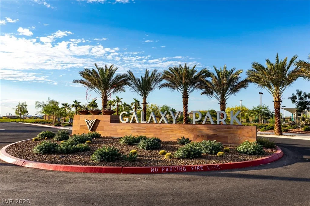 7348 Decatur Blvd, North Las Vegas, NV 89084