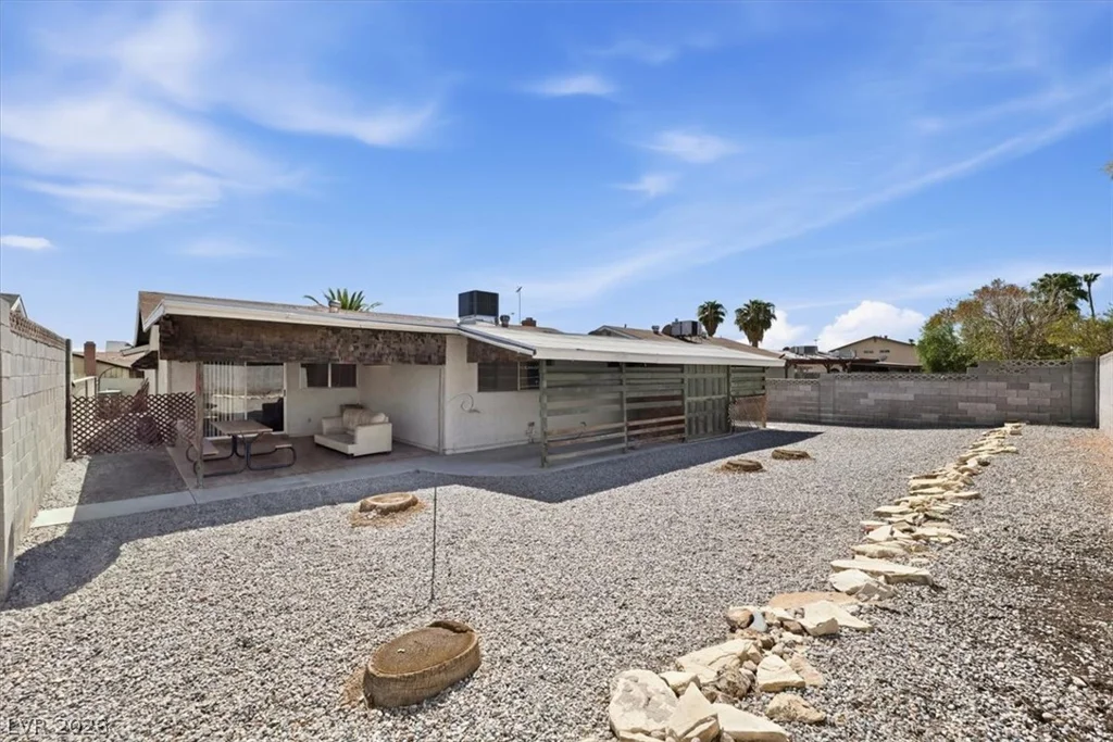 3557 Rosewood, Las Vegas, NV 89103