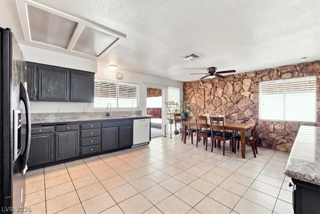 3557 Rosewood, Las Vegas, NV 89103