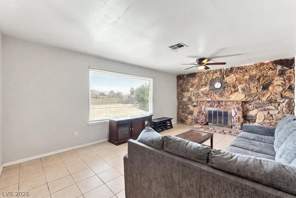 3557 Rosewood, Las Vegas, NV 89103