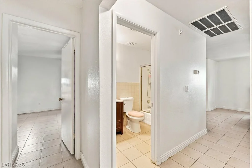 3557 Rosewood, Las Vegas, NV 89103