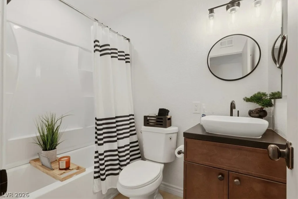 6252 Clarice, Las Vegas, NV 89107