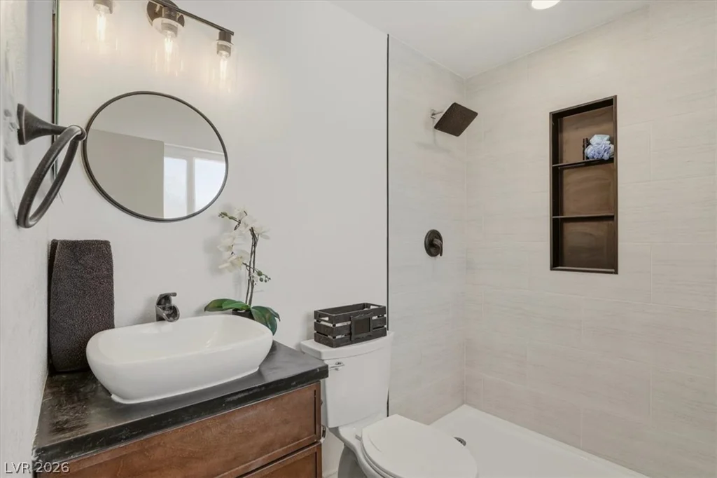 6252 Clarice, Las Vegas, NV 89107