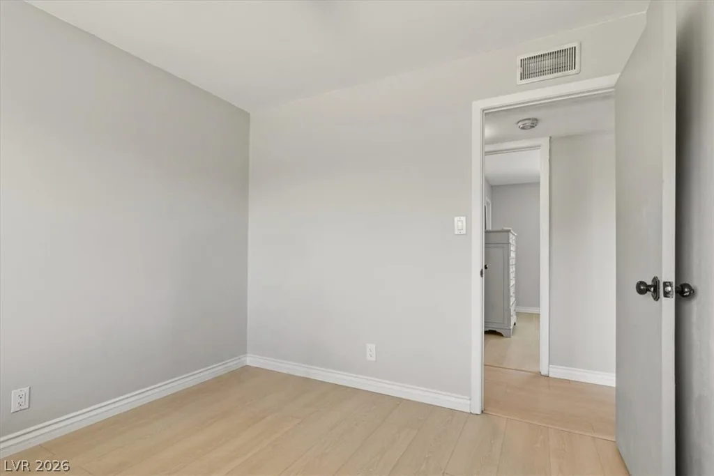 6252 Clarice, Las Vegas, NV 89107