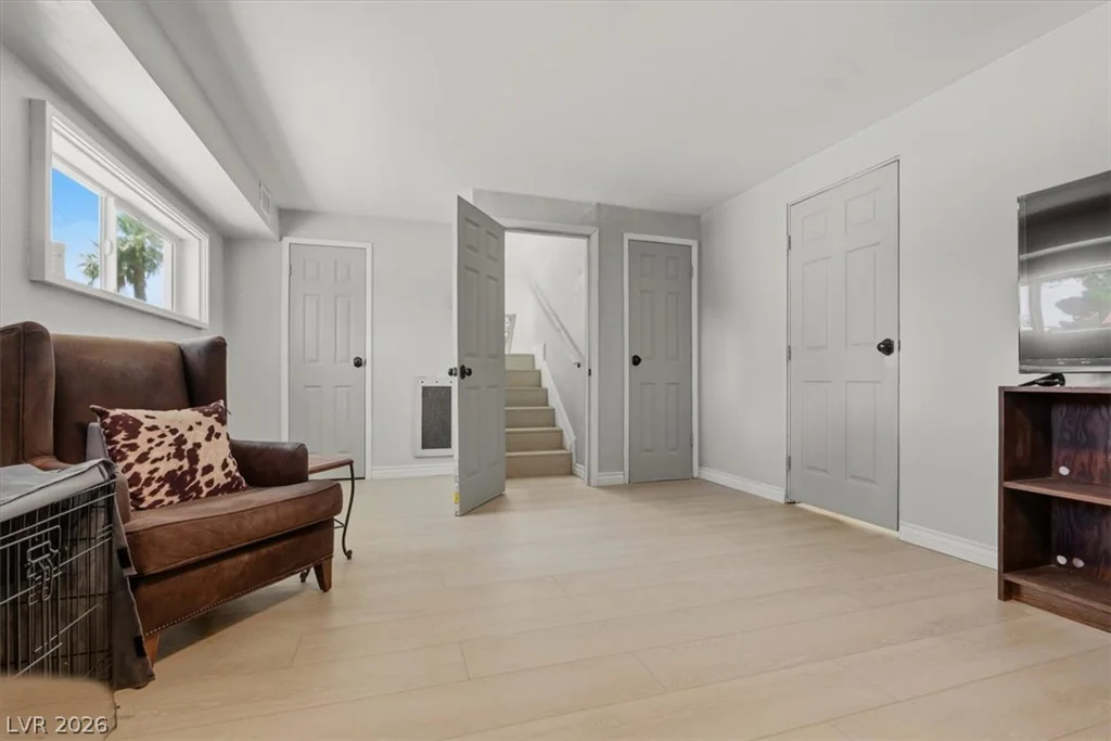6252 Clarice, Las Vegas, NV 89107