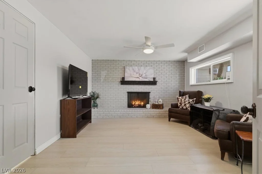 6252 Clarice, Las Vegas, NV 89107