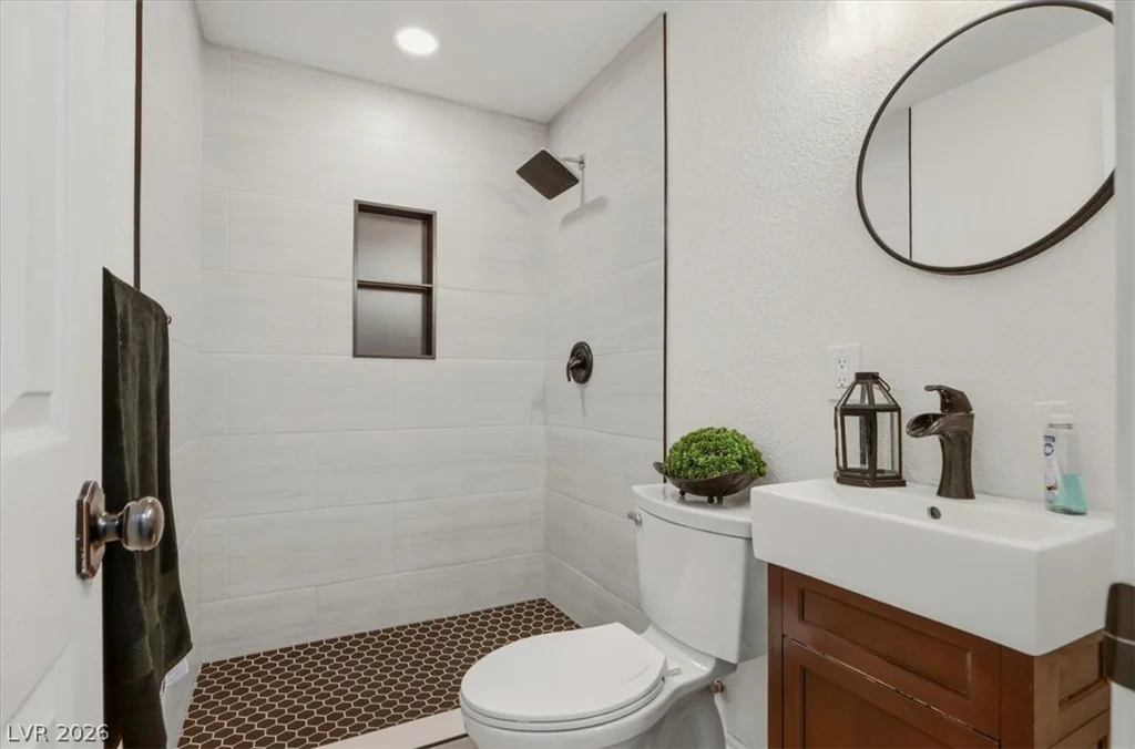 6252 Clarice, Las Vegas, NV 89107