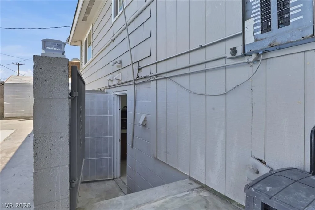 6252 Clarice, Las Vegas, NV 89107