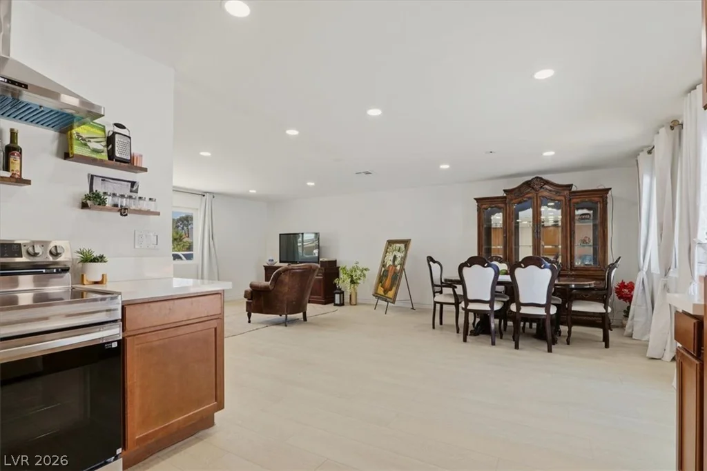 6252 Clarice, Las Vegas, NV 89107