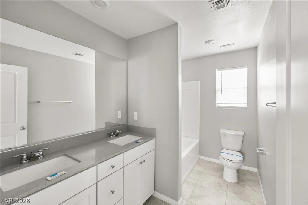 10163 Kings Amethyst, Las Vegas, NV 89141