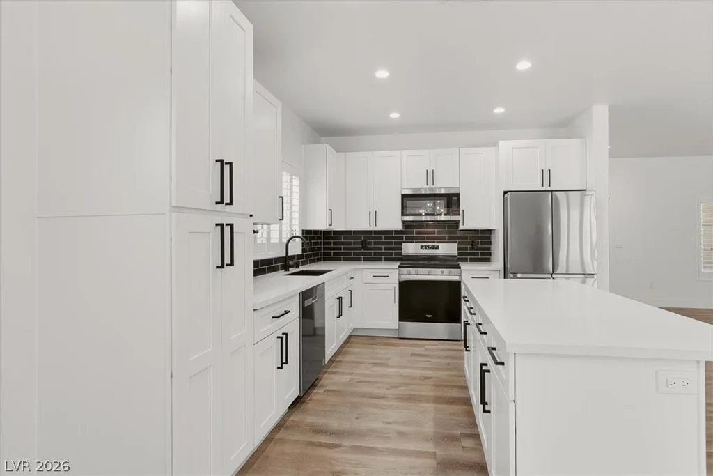 2577 Gilbertville, Henderson, NV 89052
