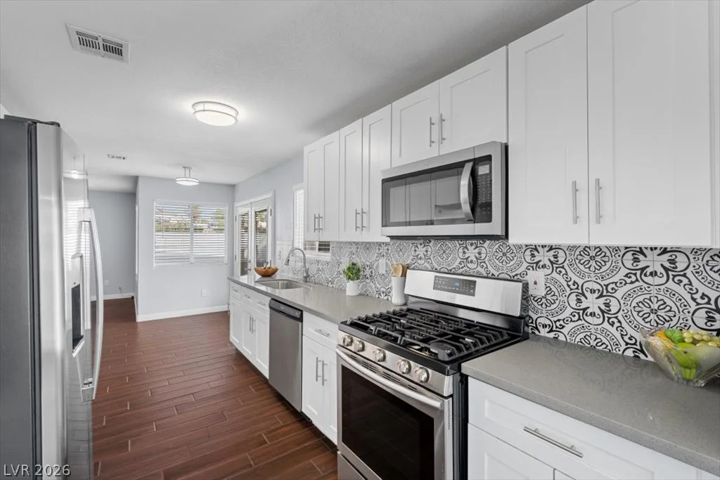8205 Rocky Bluff, Las Vegas, NV 89129