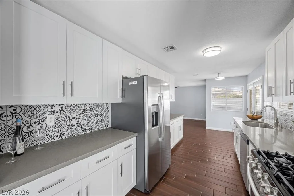 8205 Rocky Bluff, Las Vegas, NV 89129