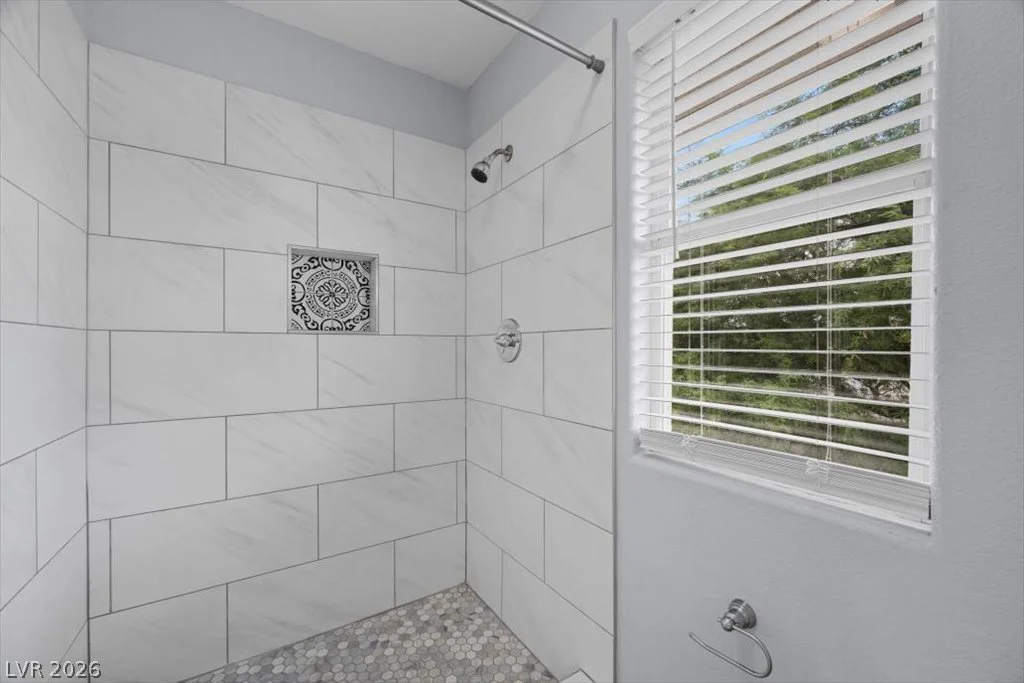 8205 Rocky Bluff, Las Vegas, NV 89129