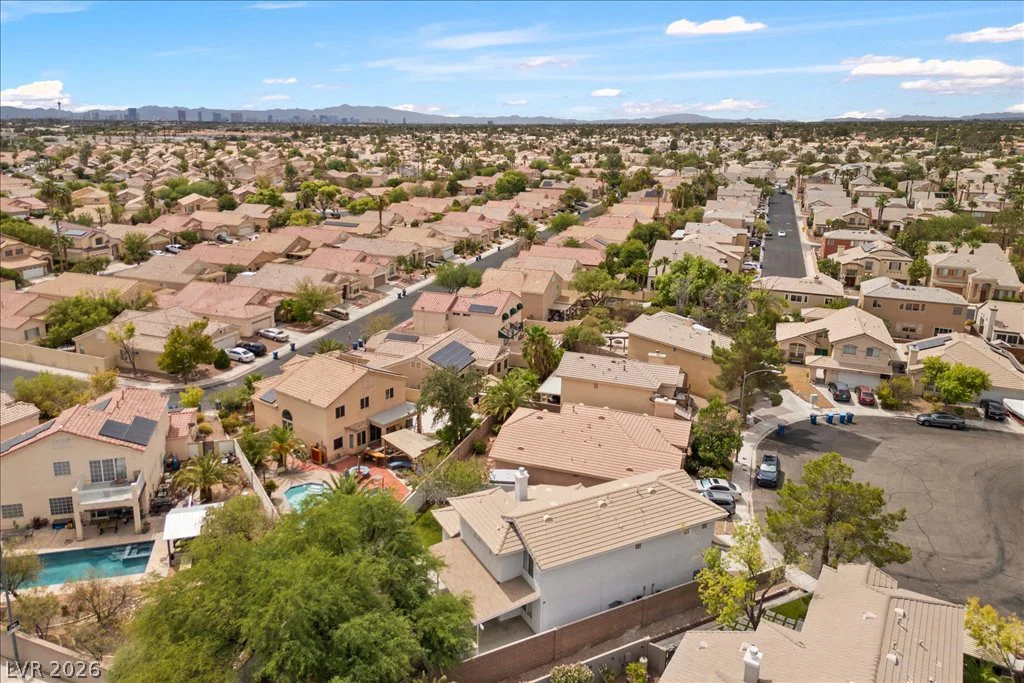 8205 Rocky Bluff, Las Vegas, NV 89129