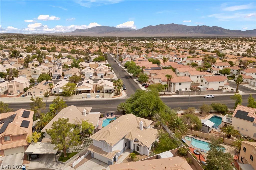 8205 Rocky Bluff, Las Vegas, NV 89129
