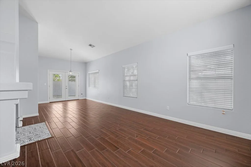 8205 Rocky Bluff, Las Vegas, NV 89129