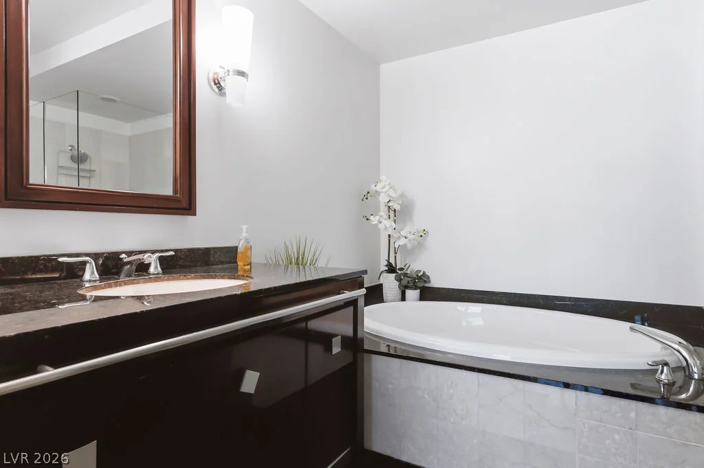 2700 Las Vegas, Las Vegas, NV 89109