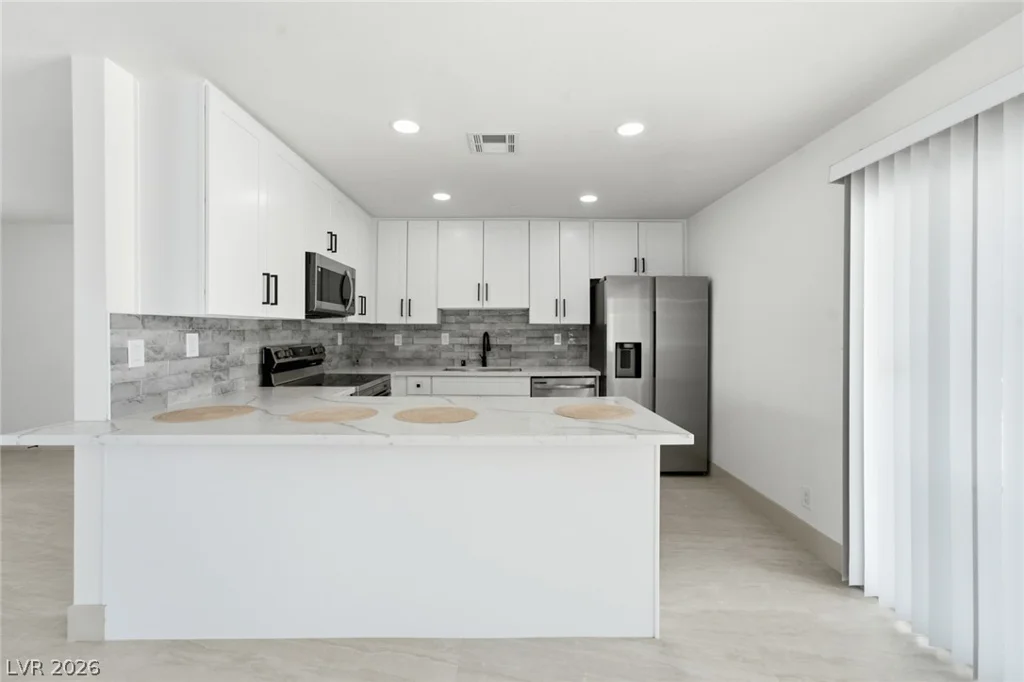 6225 Arlington, Las Vegas, NV 89107