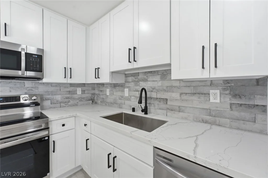 6225 Arlington, Las Vegas, NV 89107