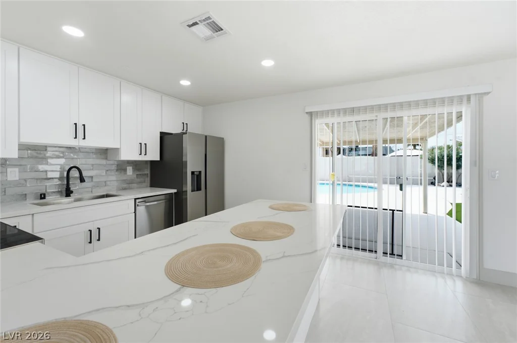 6225 Arlington, Las Vegas, NV 89107