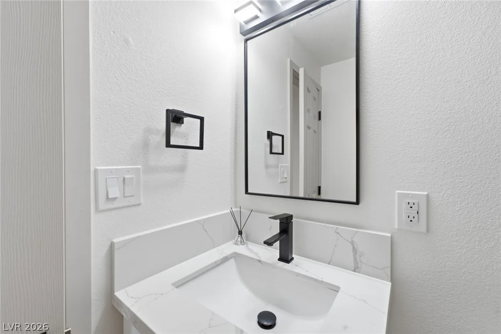 6225 Arlington, Las Vegas, NV 89107