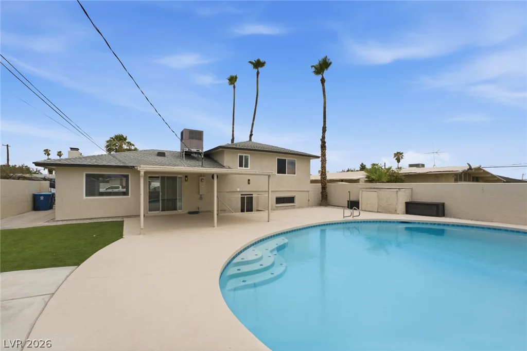 6225 Arlington, Las Vegas, NV 89107