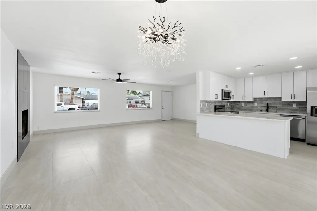 6225 Arlington, Las Vegas, NV 89107