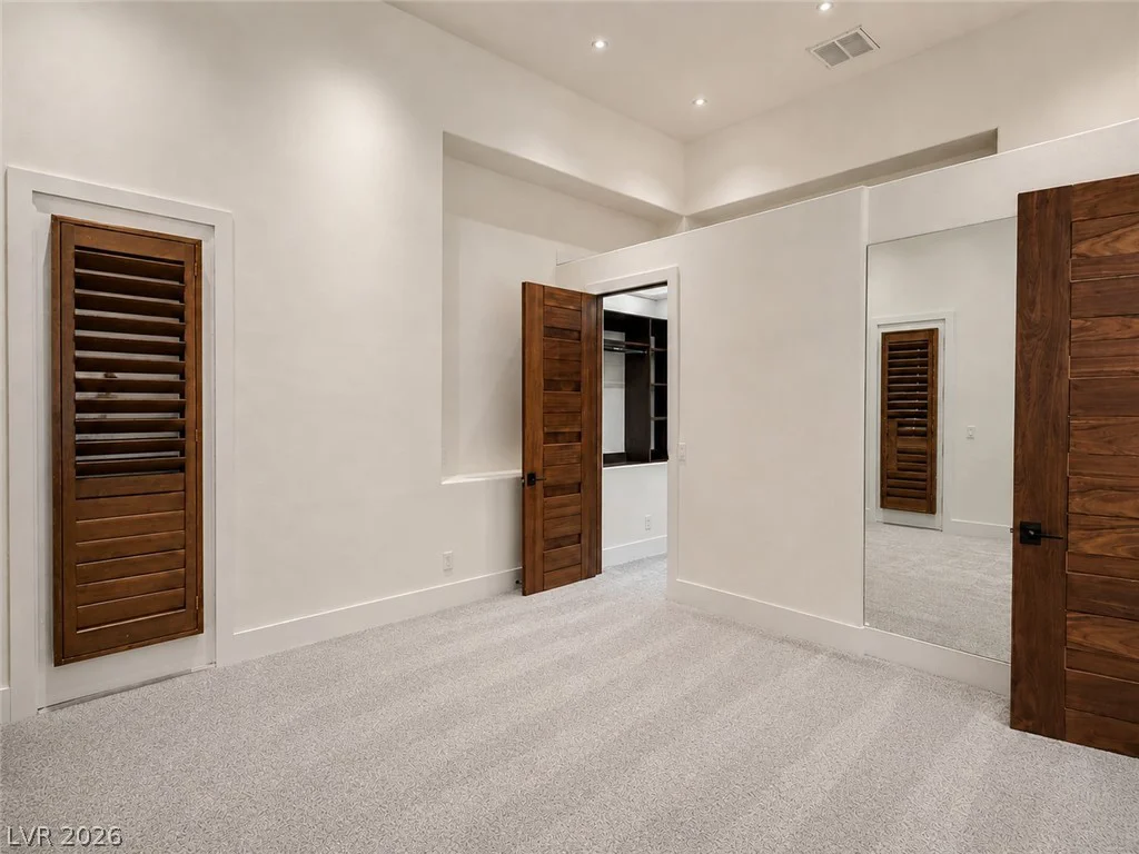 2577 Red Arrow, Las Vegas, NV 89135
