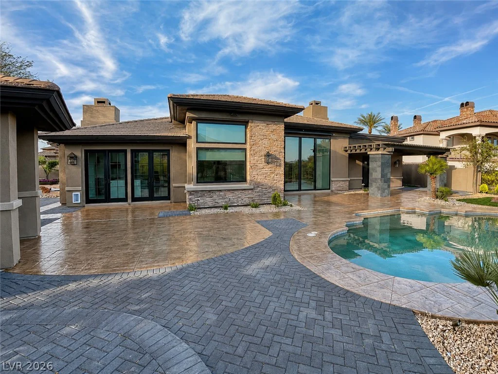 2577 Red Arrow, Las Vegas, NV 89135