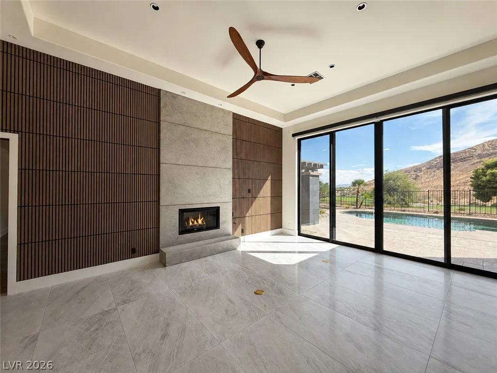 2577 Red Arrow, Las Vegas, NV 89135