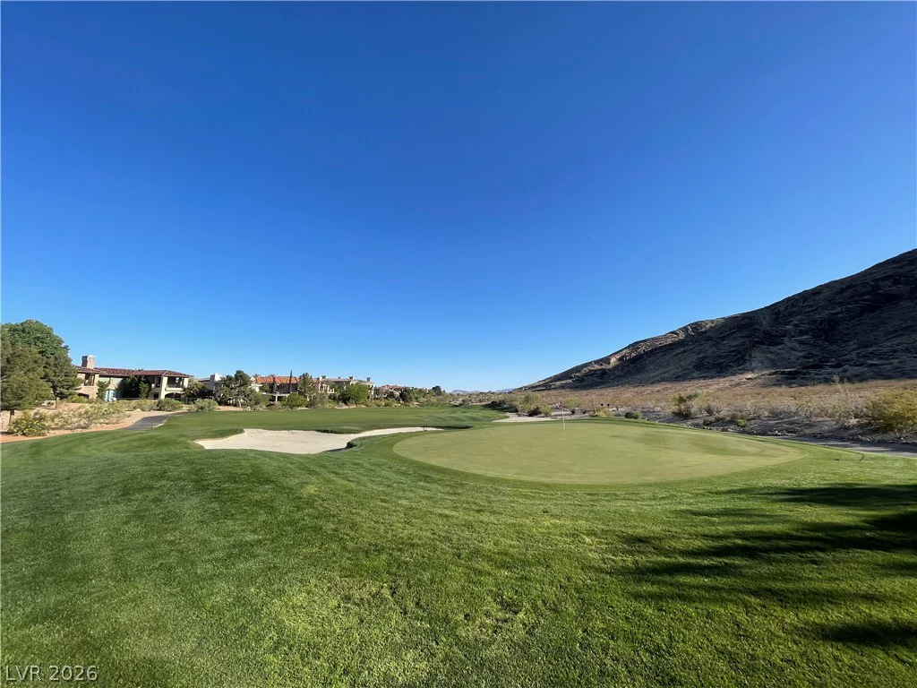 2577 Red Arrow, Las Vegas, NV 89135