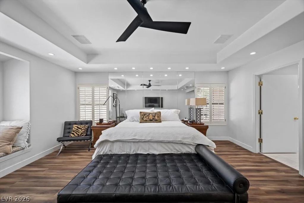 820 Pinehurst, Las Vegas, NV 89109