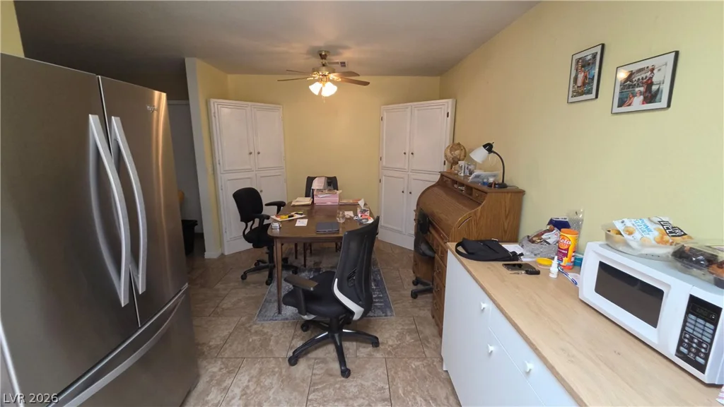 2136 Golden Hill, Las Vegas, NV 89106