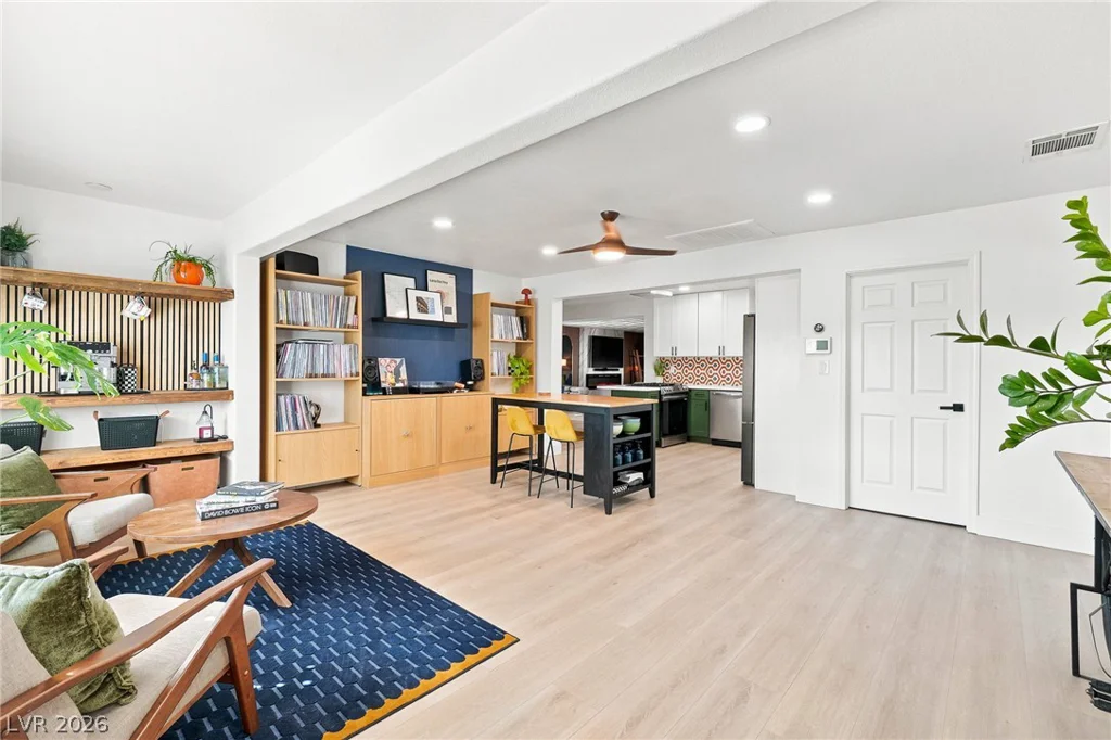 118 Ocotillo, Henderson, NV 89015