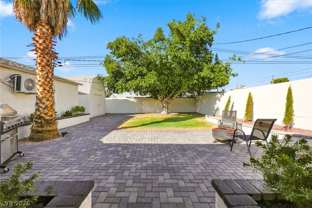 118 Ocotillo, Henderson, NV 89015