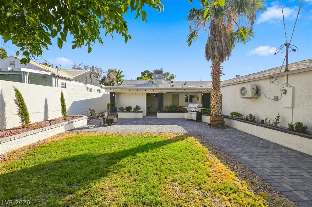 118 Ocotillo, Henderson, NV 89015