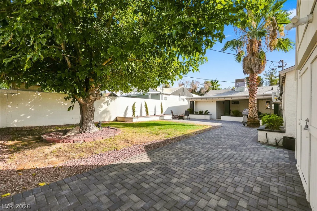 118 Ocotillo, Henderson, NV 89015