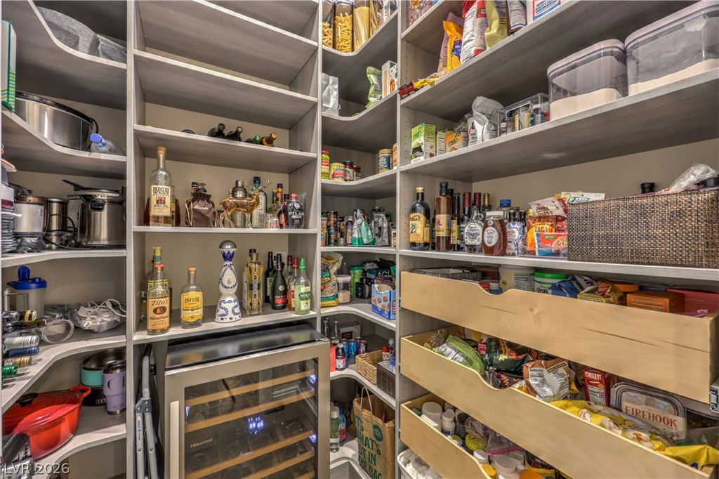 6842 Regency Crest, Las Vegas, NV 89148