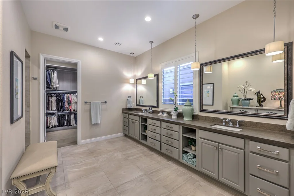 6842 Regency Crest, Las Vegas, NV 89148
