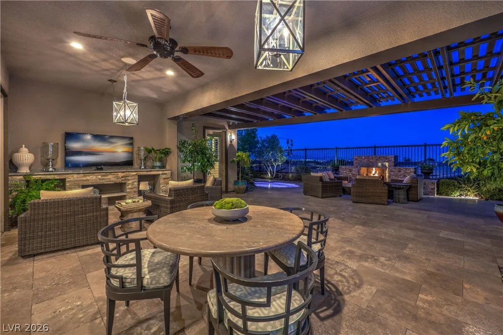 6842 Regency Crest, Las Vegas, NV 89148