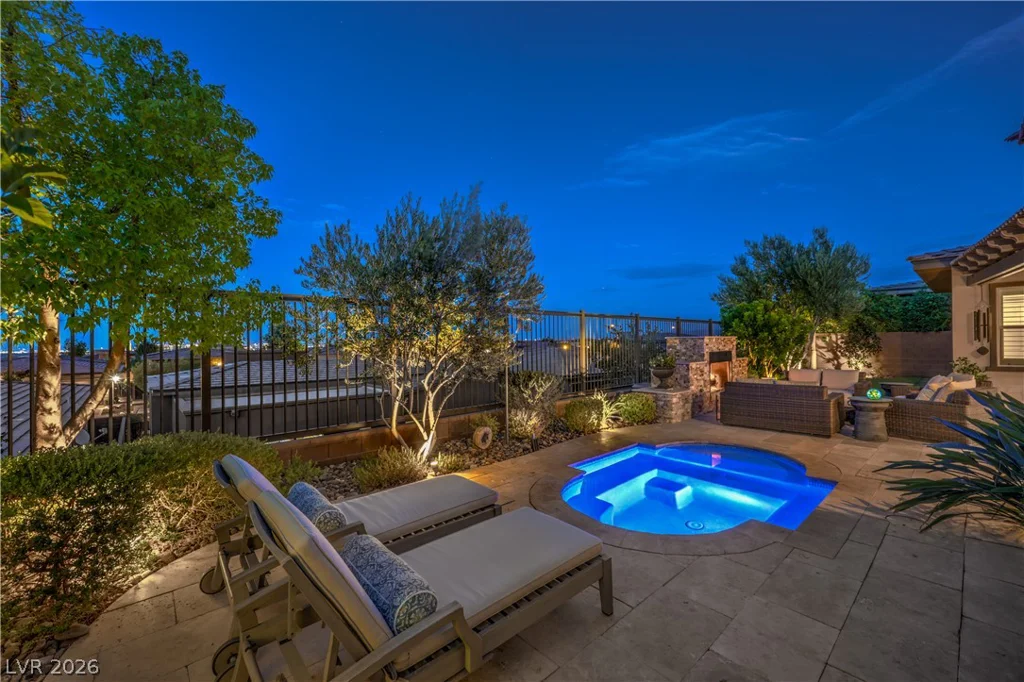 6842 Regency Crest, Las Vegas, NV 89148