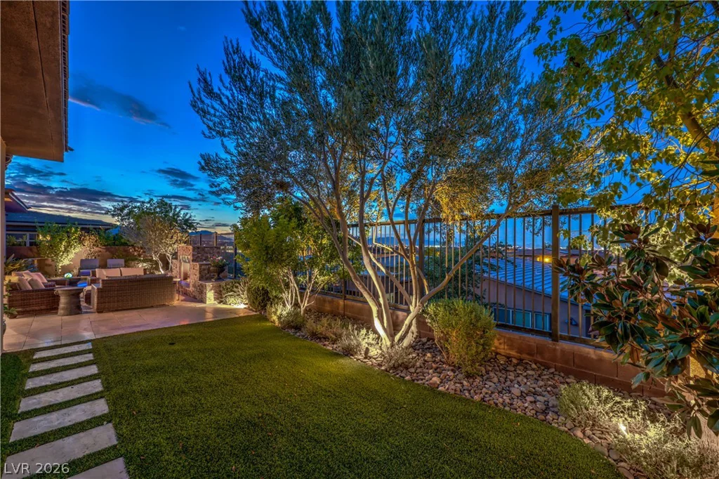 6842 Regency Crest, Las Vegas, NV 89148