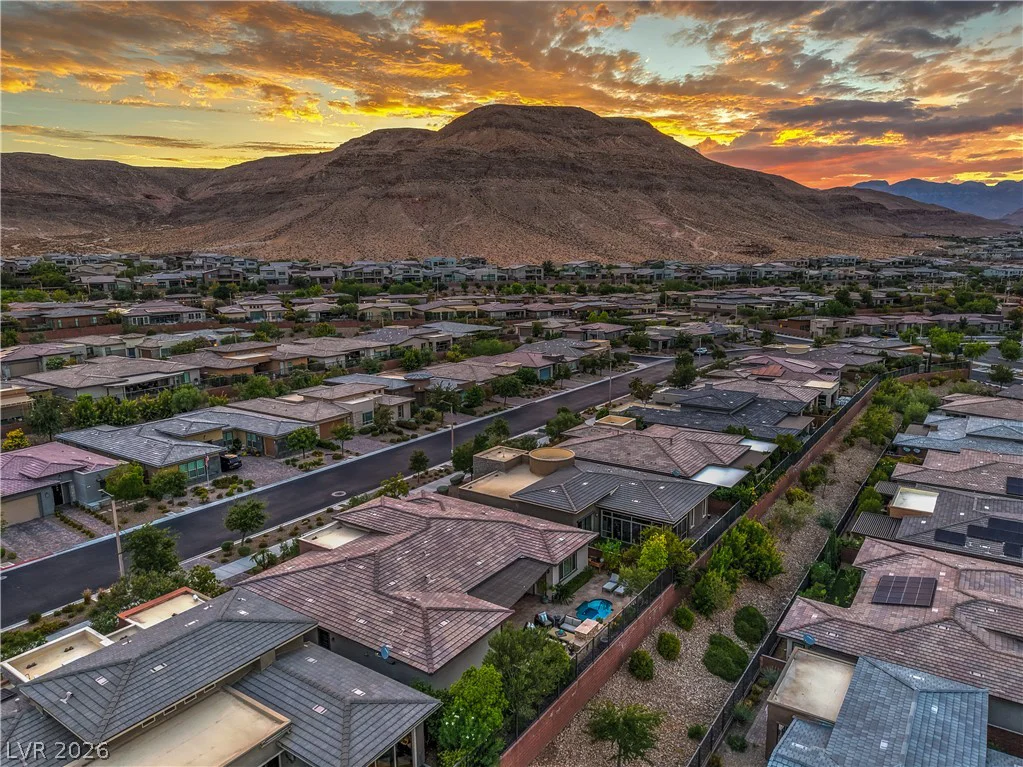 6842 Regency Crest, Las Vegas, NV 89148