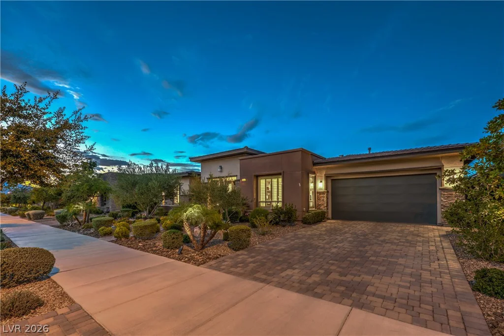 6842 Regency Crest, Las Vegas, NV 89148