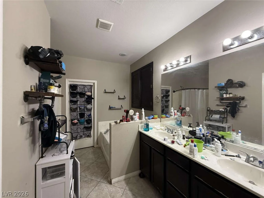 5519 Atrium Woods, Las Vegas, NV 89135