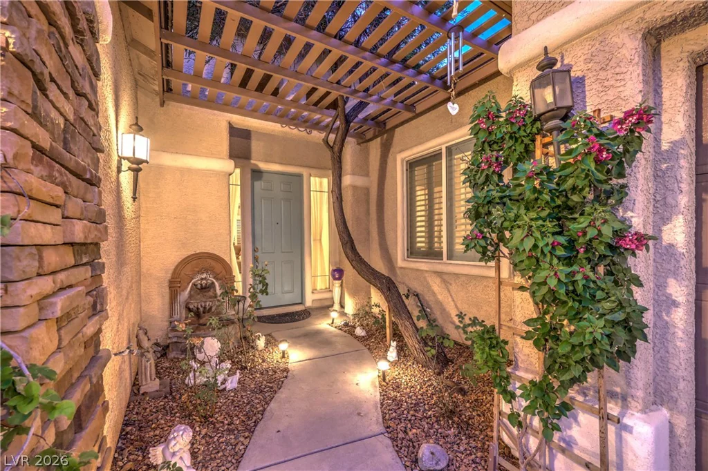 7228 Dusty Cloud, Las Vegas, NV 89149