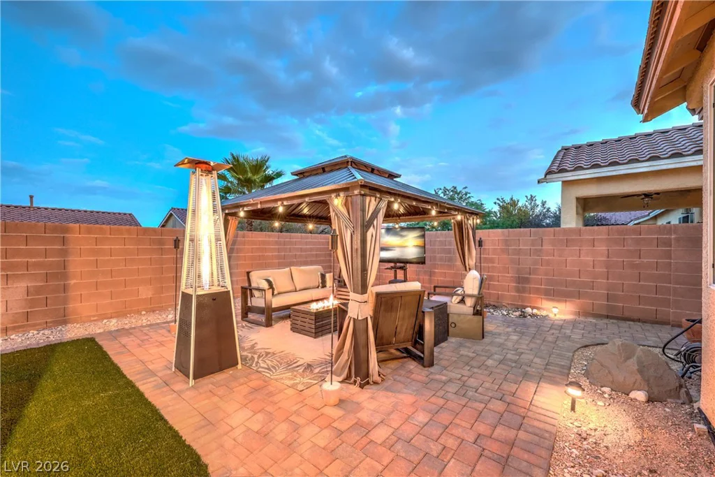 7228 Dusty Cloud, Las Vegas, NV 89149
